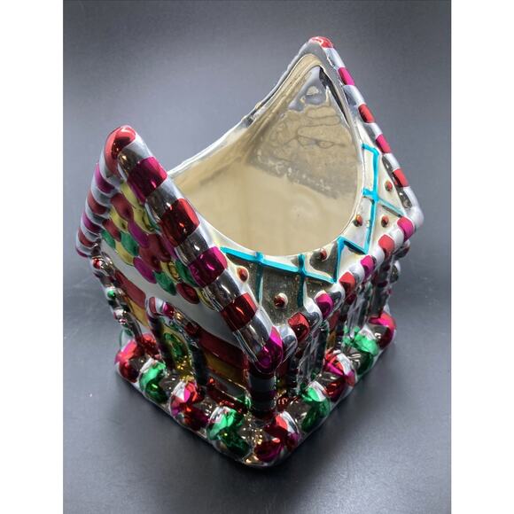 Candy Cottage - Gingerbread House Christmas Planter 6 x 5 x 6 - Great Condition - Picture 7 of 10
